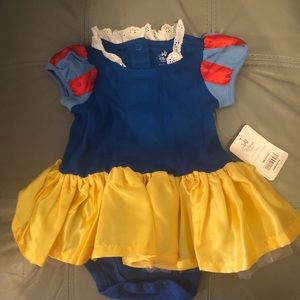 Disney Snow White Infant Halloween Costume NWT.